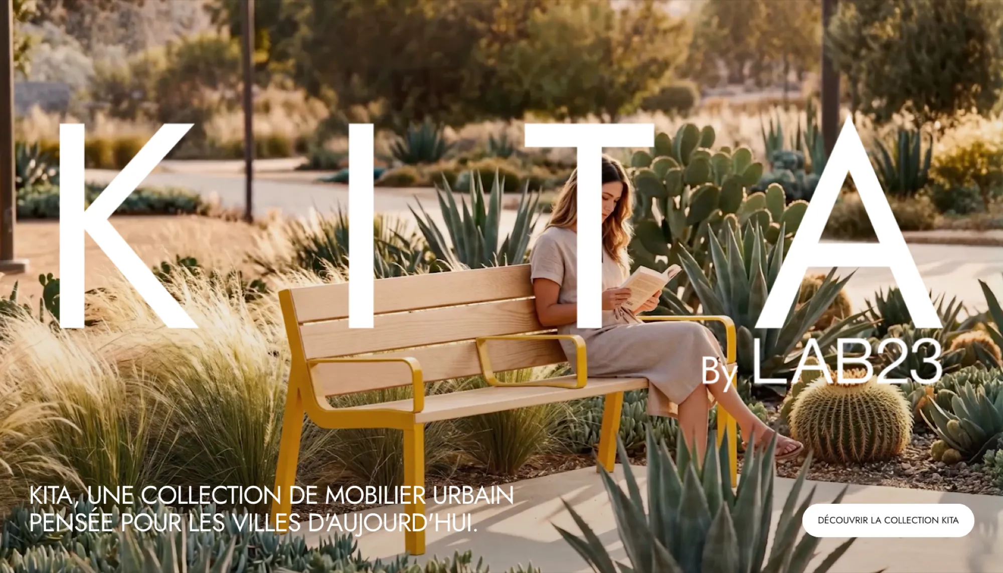La page d’accueil de kita-lab23.com : le banc KITA jaune dans un jardin méditerranéen, sous le titre KITA by LAB23